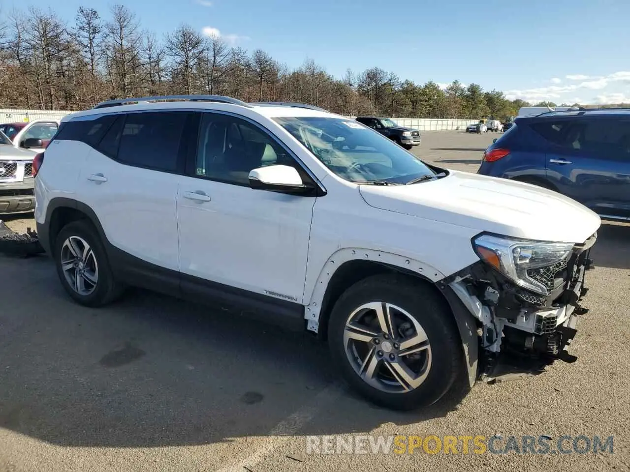 4 Photograph of a damaged car 3GKALVEV8ML303358 GMC TERRAIN 2021