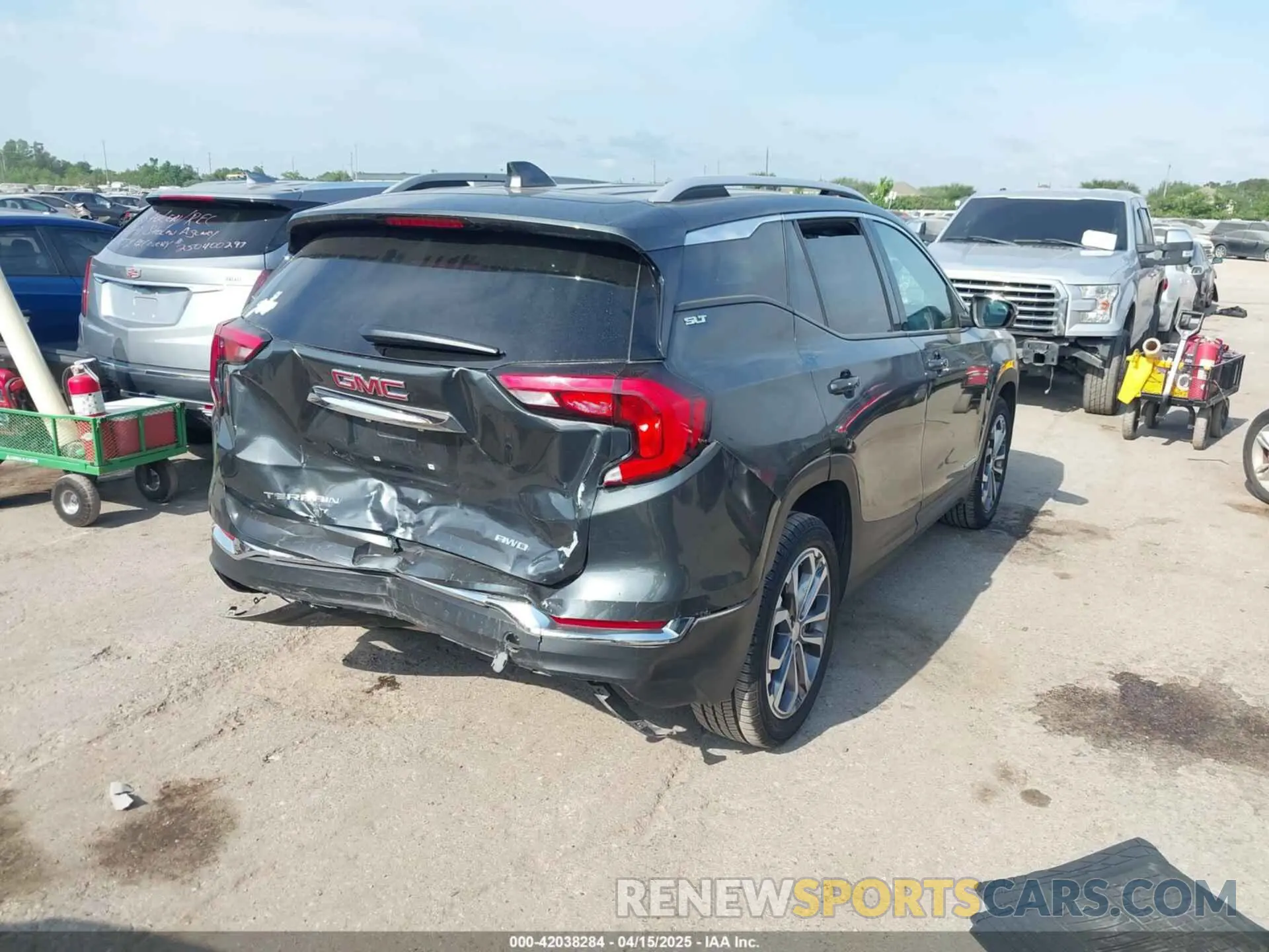 4 Photograph of a damaged car 3GKALVEV9ML327653 GMC TERRAIN 2021
