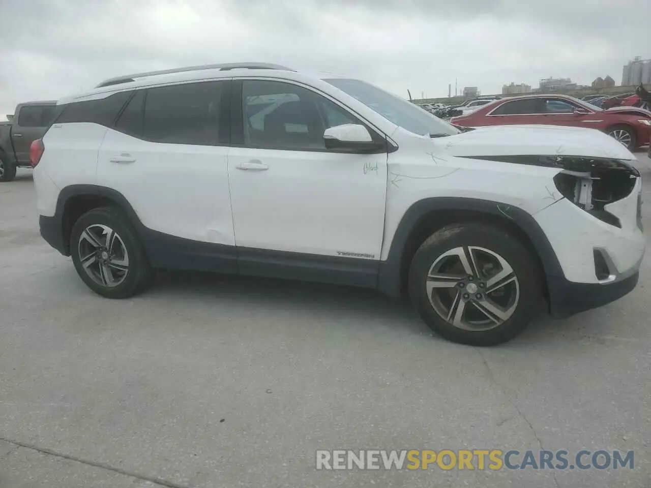 4 Photograph of a damaged car 3GKALVEV9ML333968 GMC TERRAIN 2021