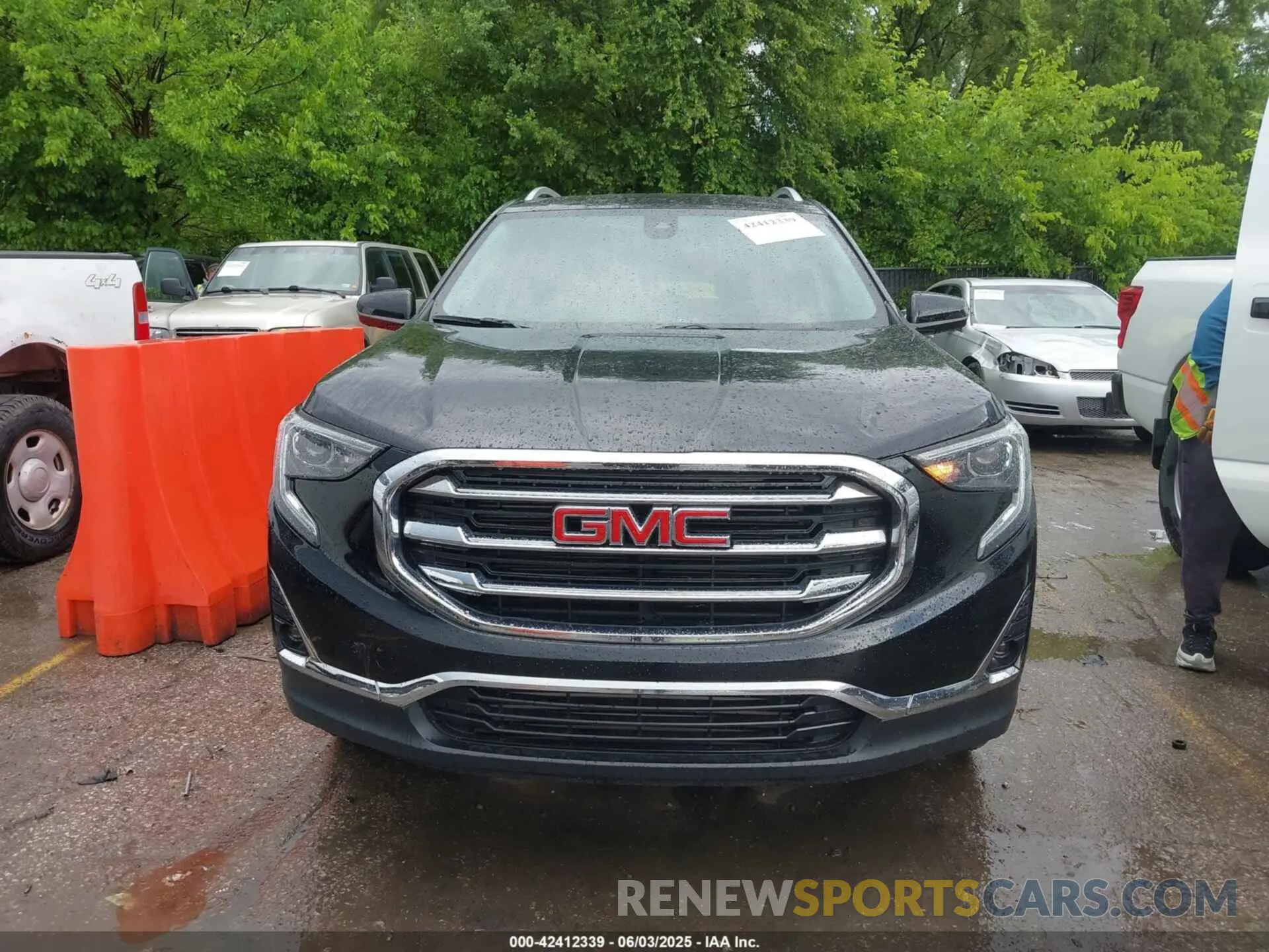 13 Photograph of a damaged car 3GKALVEVXML310893 GMC TERRAIN 2021