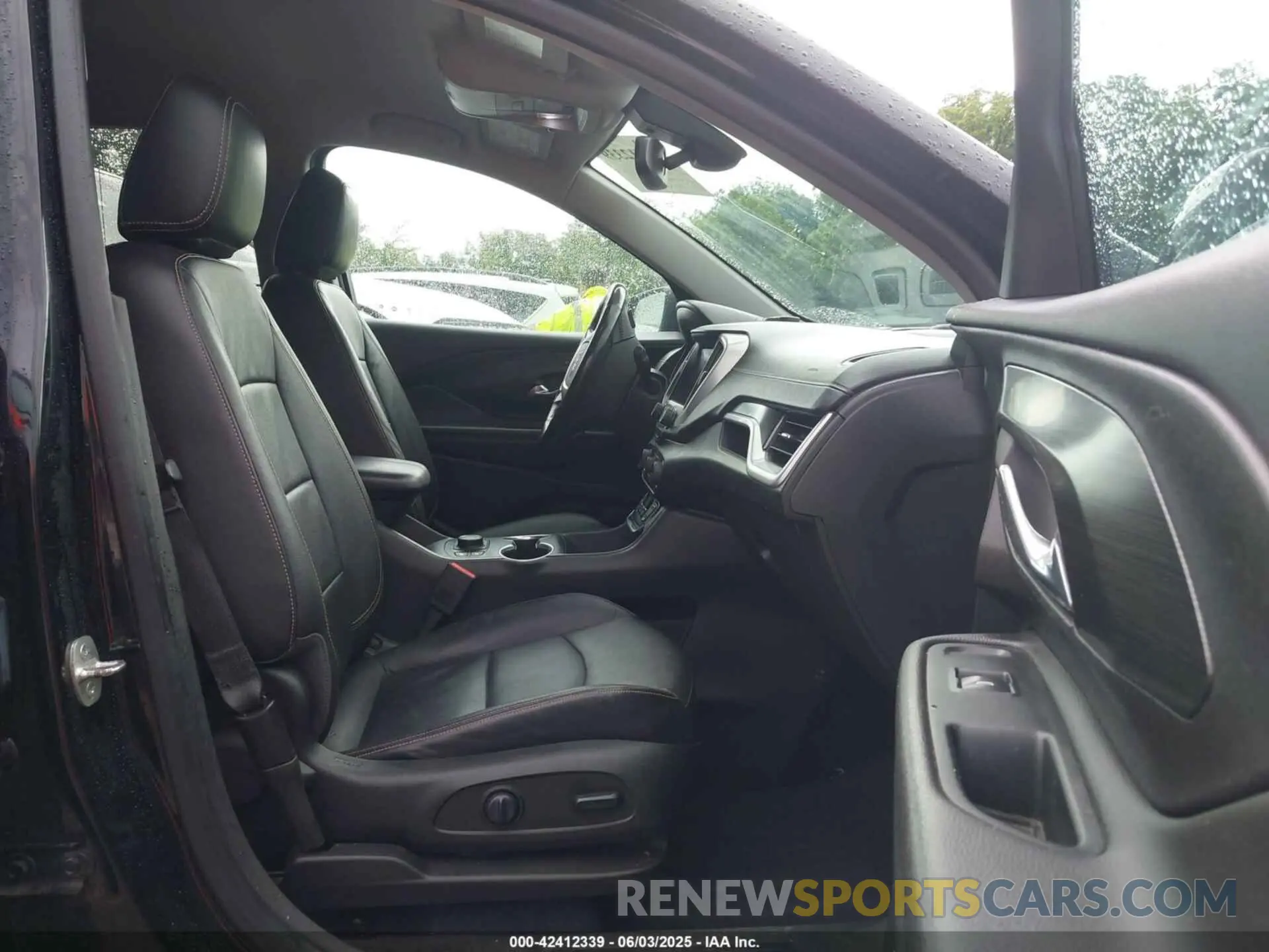 5 Photograph of a damaged car 3GKALVEVXML310893 GMC TERRAIN 2021