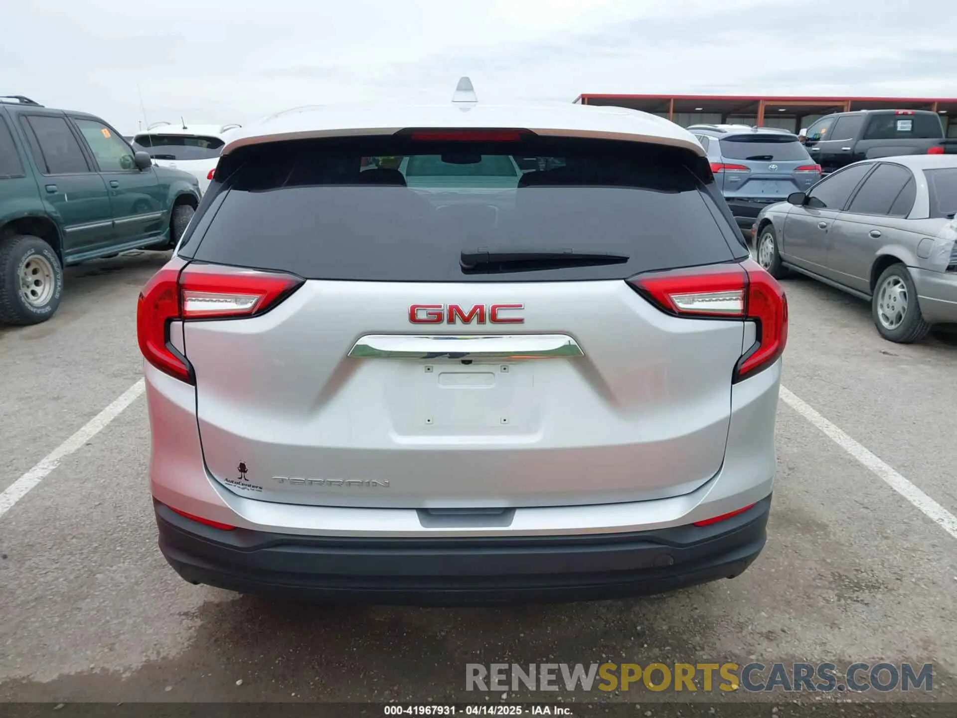 16 Фотография поврежденного автомобиля 3GKALMEV0NL271422 GMC TERRAIN 2022