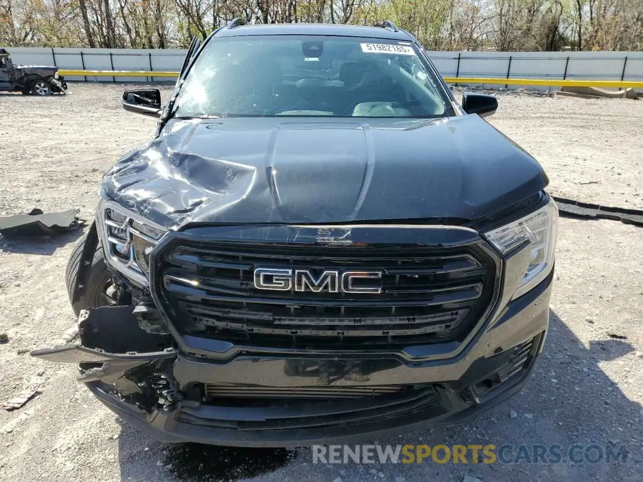 5 Photograph of a damaged car 3GKALMEV0NL293548 GMC TERRAIN 2022