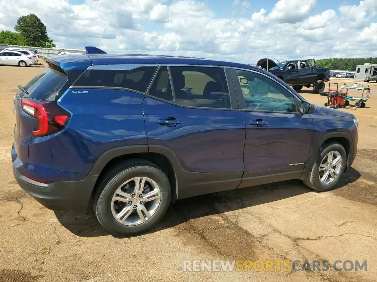 3 Photograph of a damaged car 3GKALMEV1NL125272 GMC TERRAIN 2022
