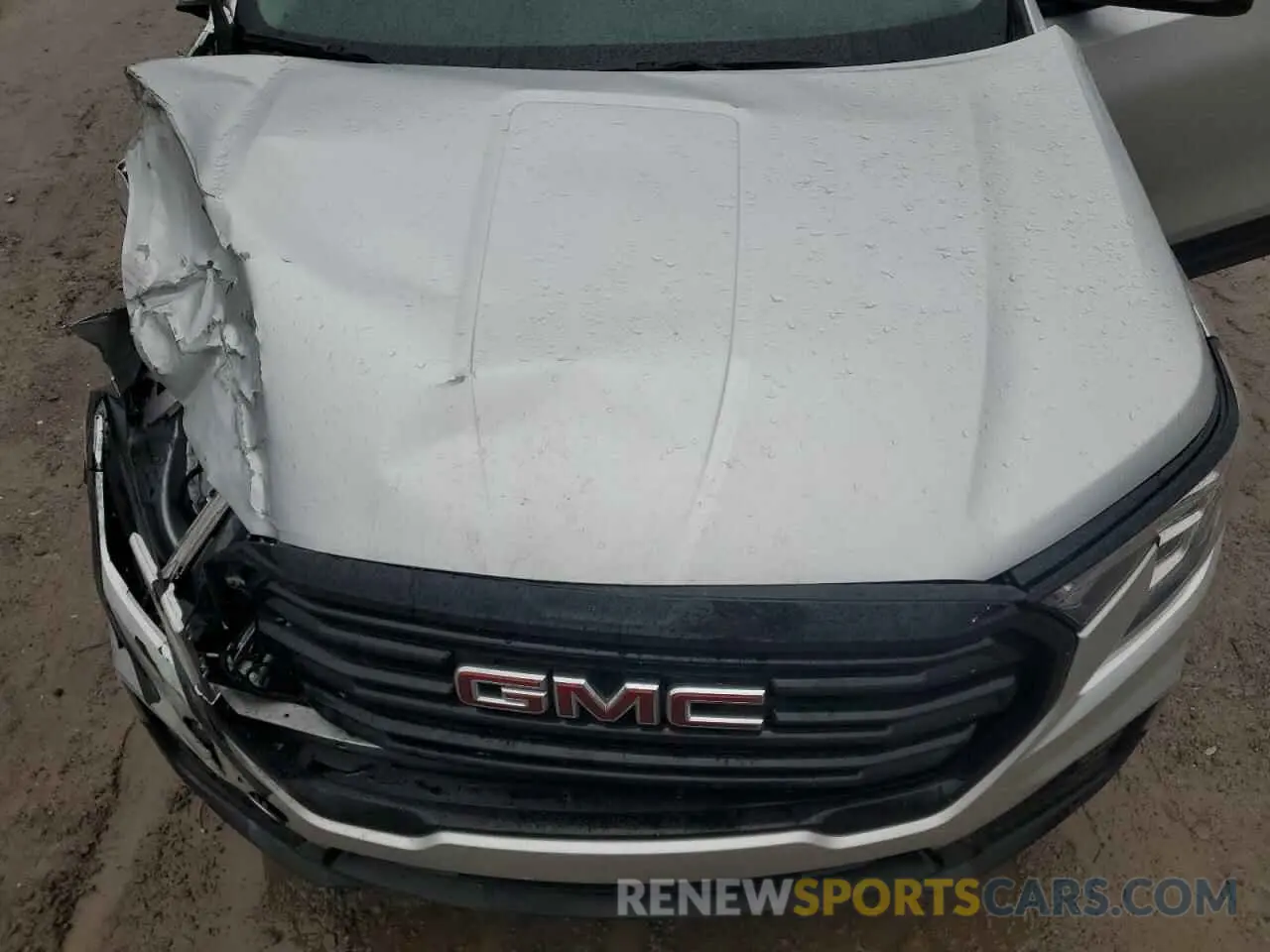 12 Photograph of a damaged car 3GKALMEV1NL238137 GMC TERRAIN 2022