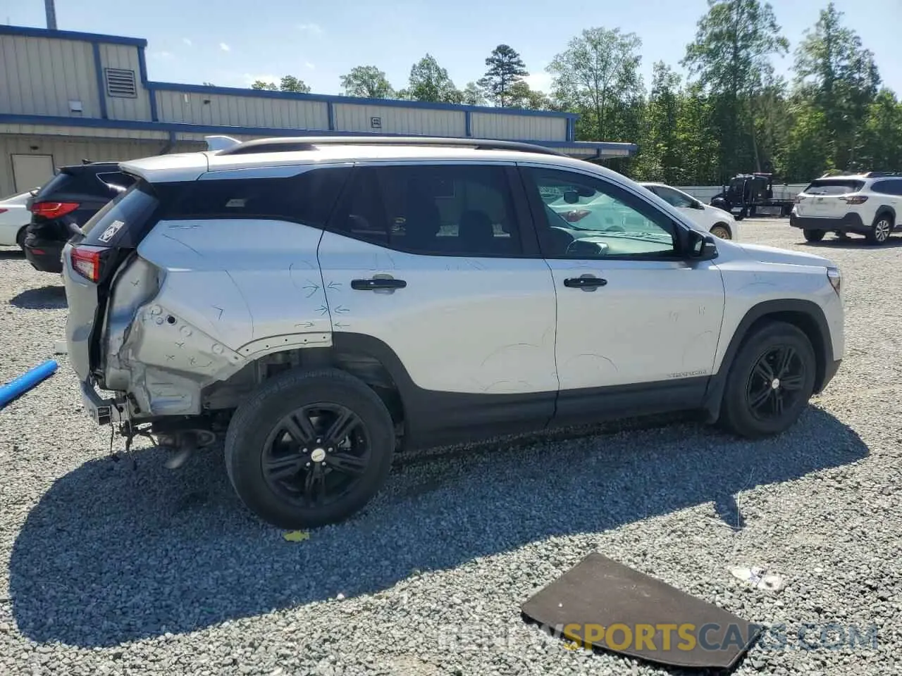 3 Photograph of a damaged car 3GKALMEV2NL209407 GMC TERRAIN 2022