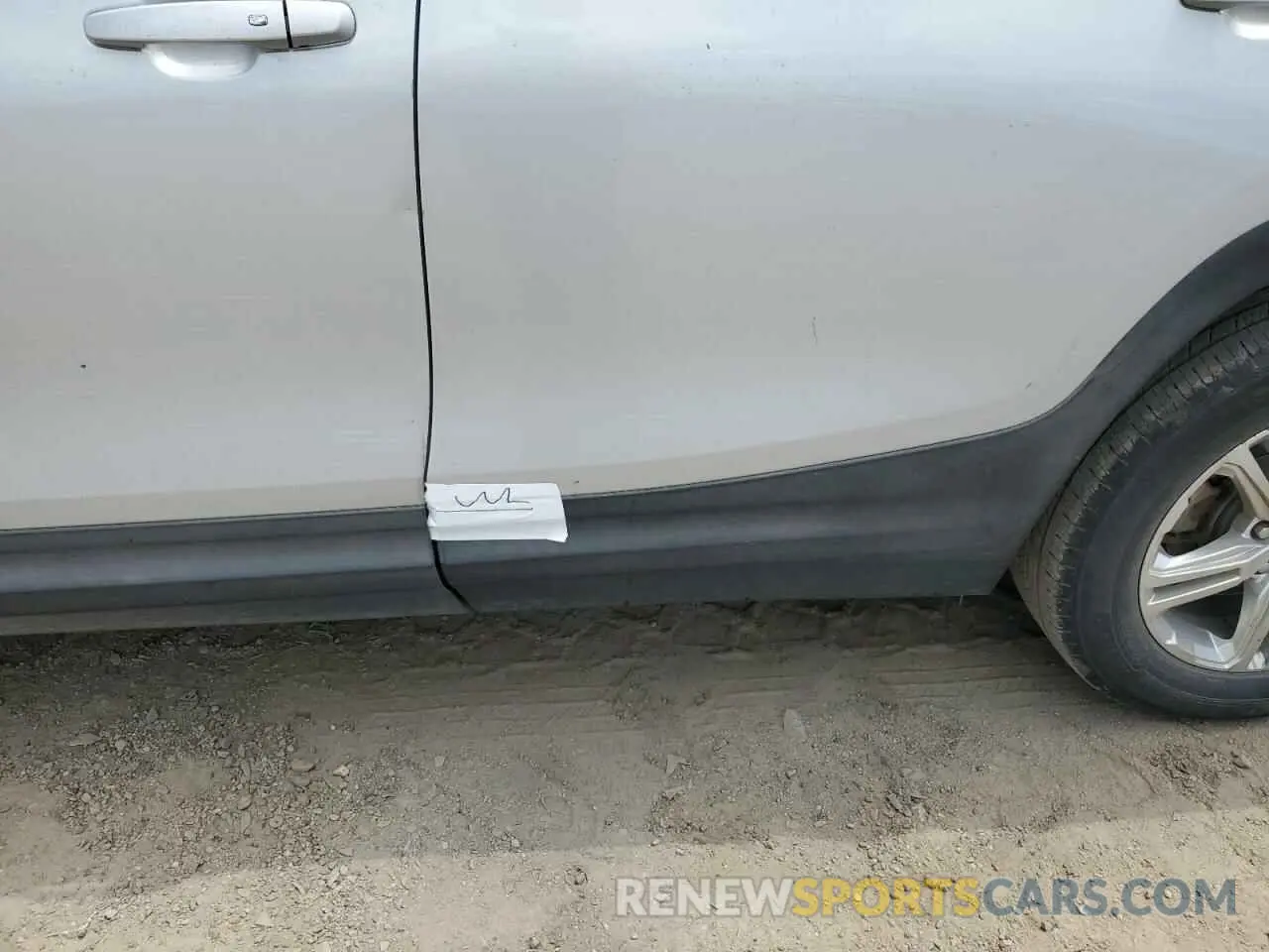 13 Photograph of a damaged car 3GKALMEV3NL108960 GMC TERRAIN 2022