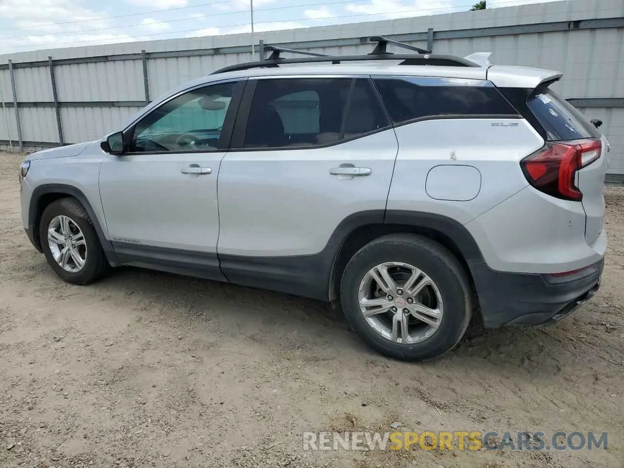 2 Photograph of a damaged car 3GKALMEV3NL108960 GMC TERRAIN 2022