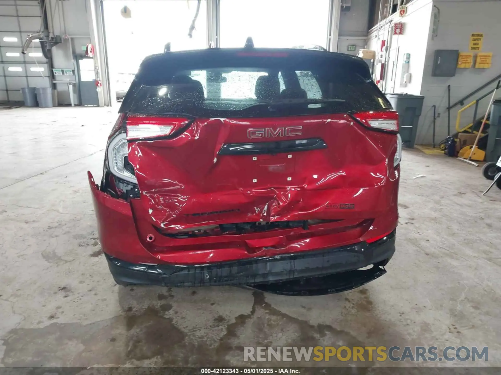 6 Photograph of a damaged car 3GKALMEV3NL193363 GMC TERRAIN 2022