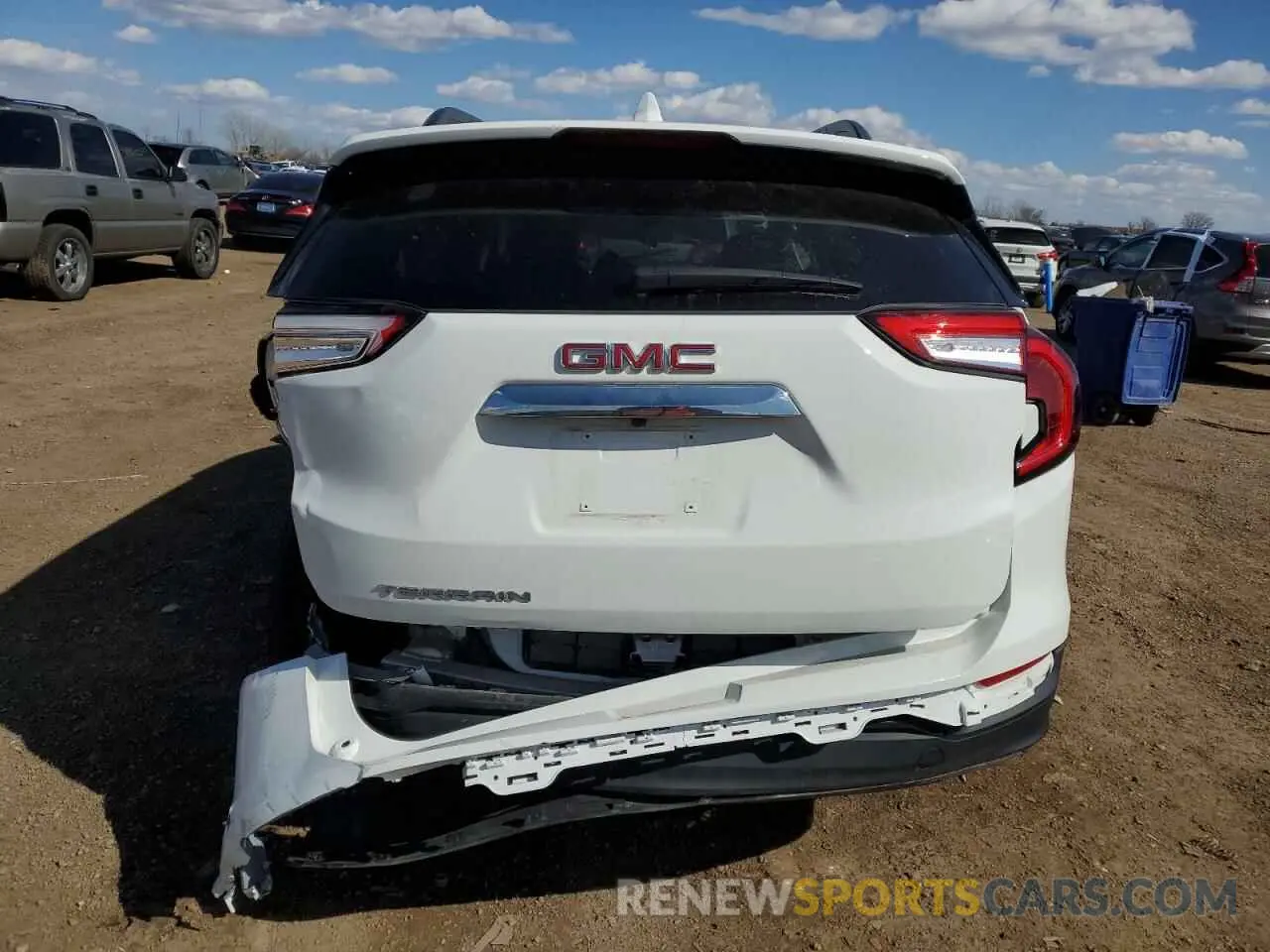 6 Фотография поврежденного автомобиля 3GKALMEV3NL306843 GMC TERRAIN 2022