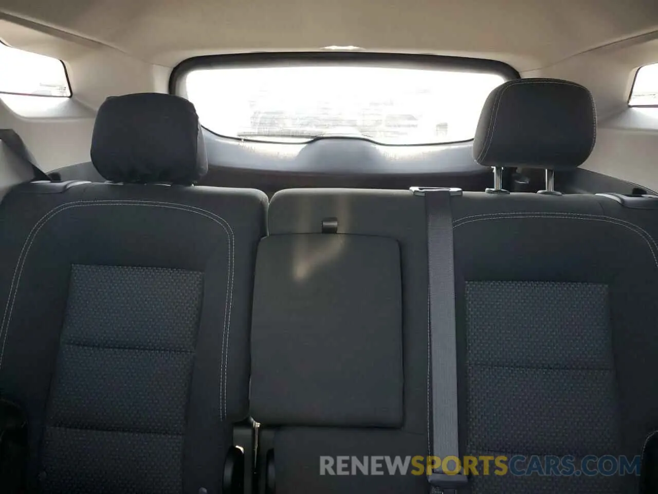 10 Photograph of a damaged car 3GKALMEV5NL172353 GMC TERRAIN 2022