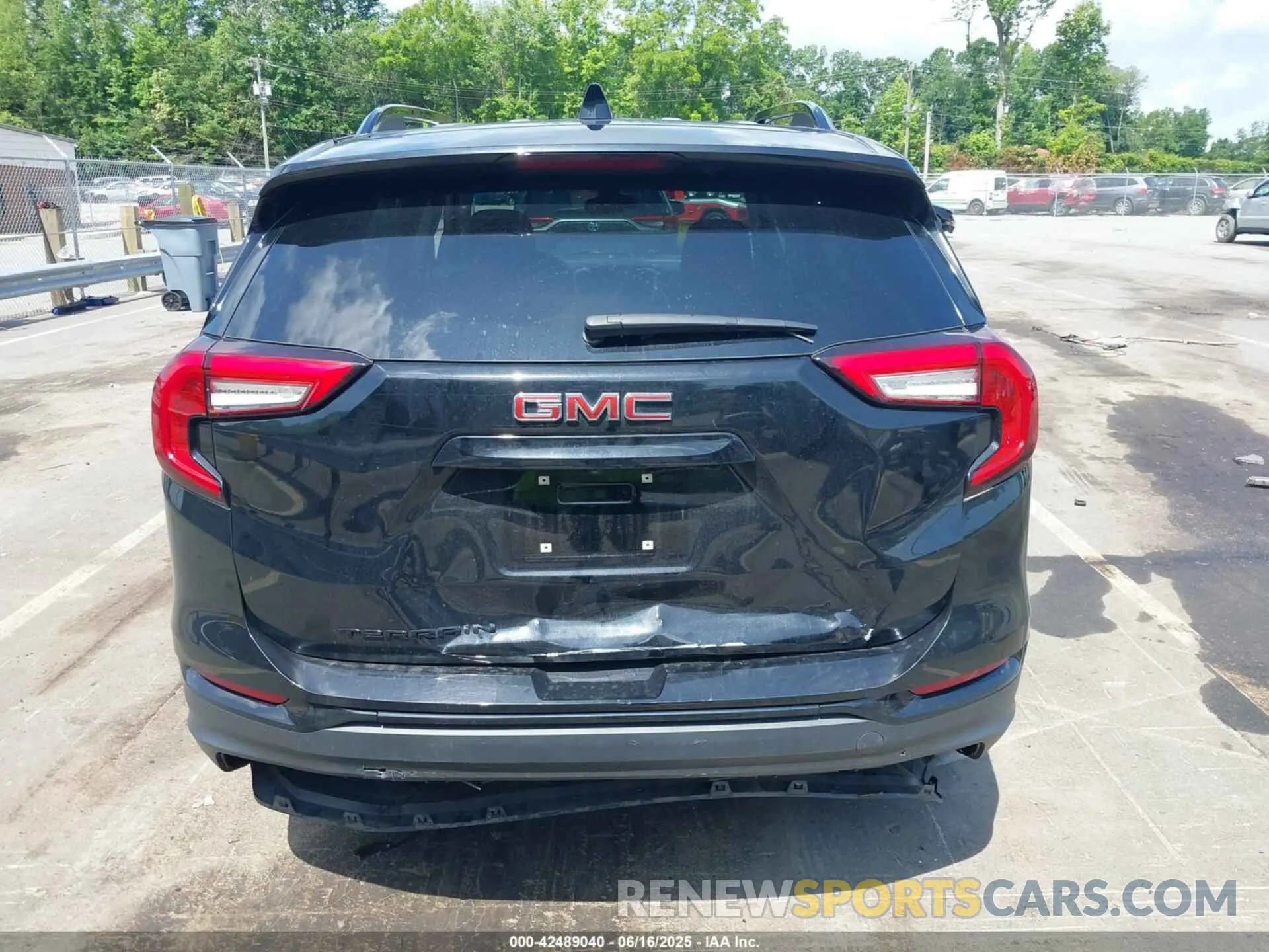 16 Photograph of a damaged car 3GKALMEV5NL207280 GMC TERRAIN 2022