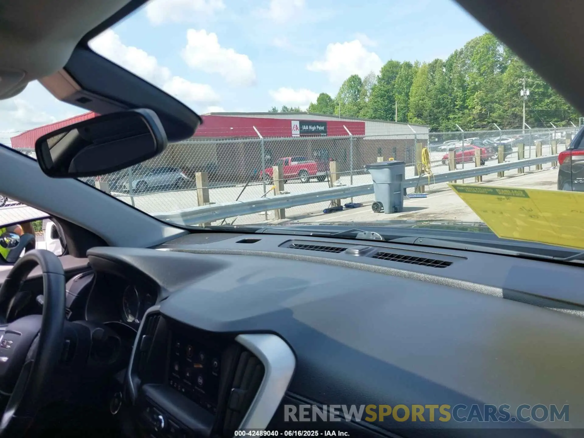 5 Photograph of a damaged car 3GKALMEV5NL207280 GMC TERRAIN 2022