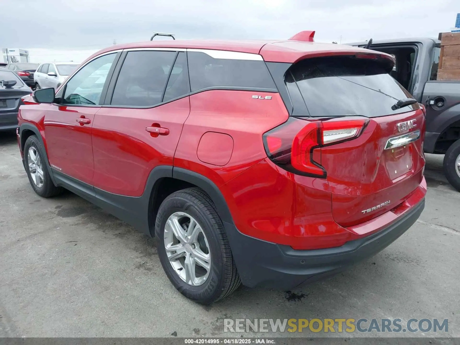 3 Фотография поврежденного автомобиля 3GKALMEV5NL207537 GMC TERRAIN 2022