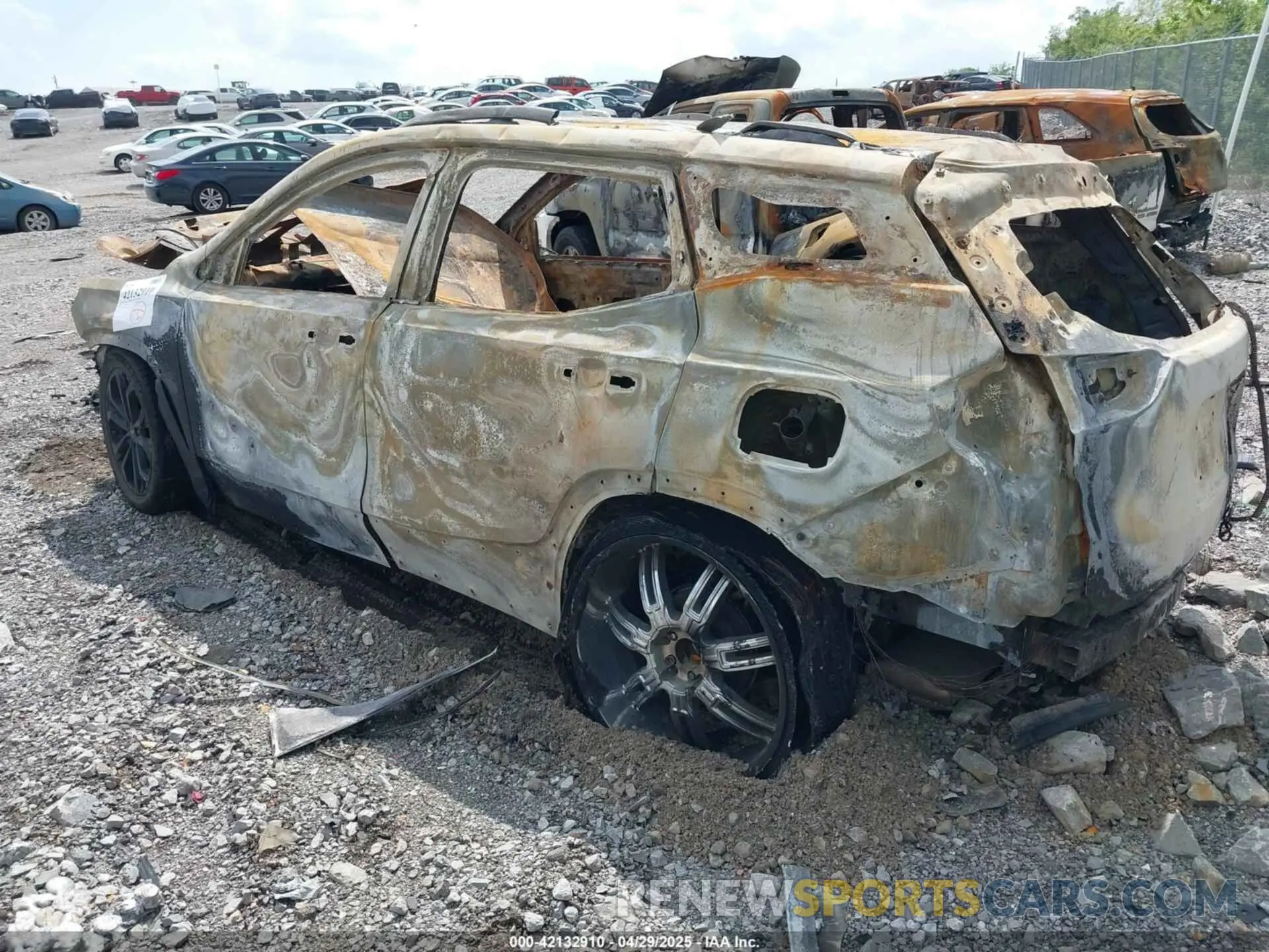 3 Фотография поврежденного автомобиля 3GKALMEV5NL264434 GMC TERRAIN 2022