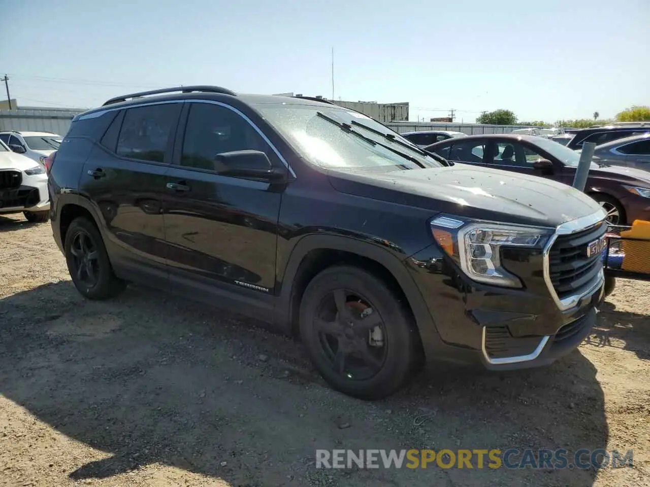 4 Photograph of a damaged car 3GKALMEV6NL211807 GMC TERRAIN 2022