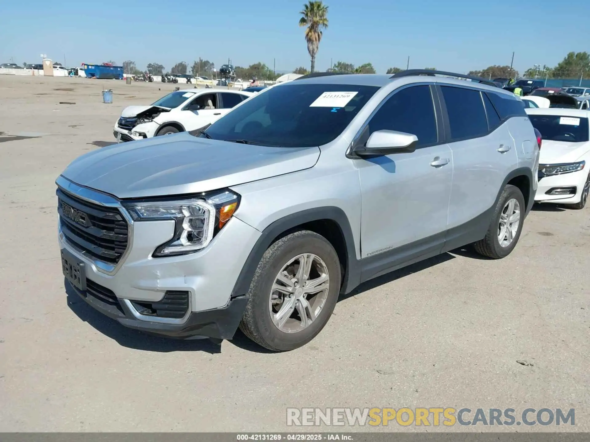 2 Photograph of a damaged car 3GKALMEV6NL230003 GMC TERRAIN 2022