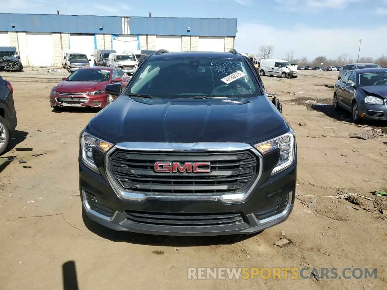 5 Photograph of a damaged car 3GKALMEV6NL271473 GMC TERRAIN 2022