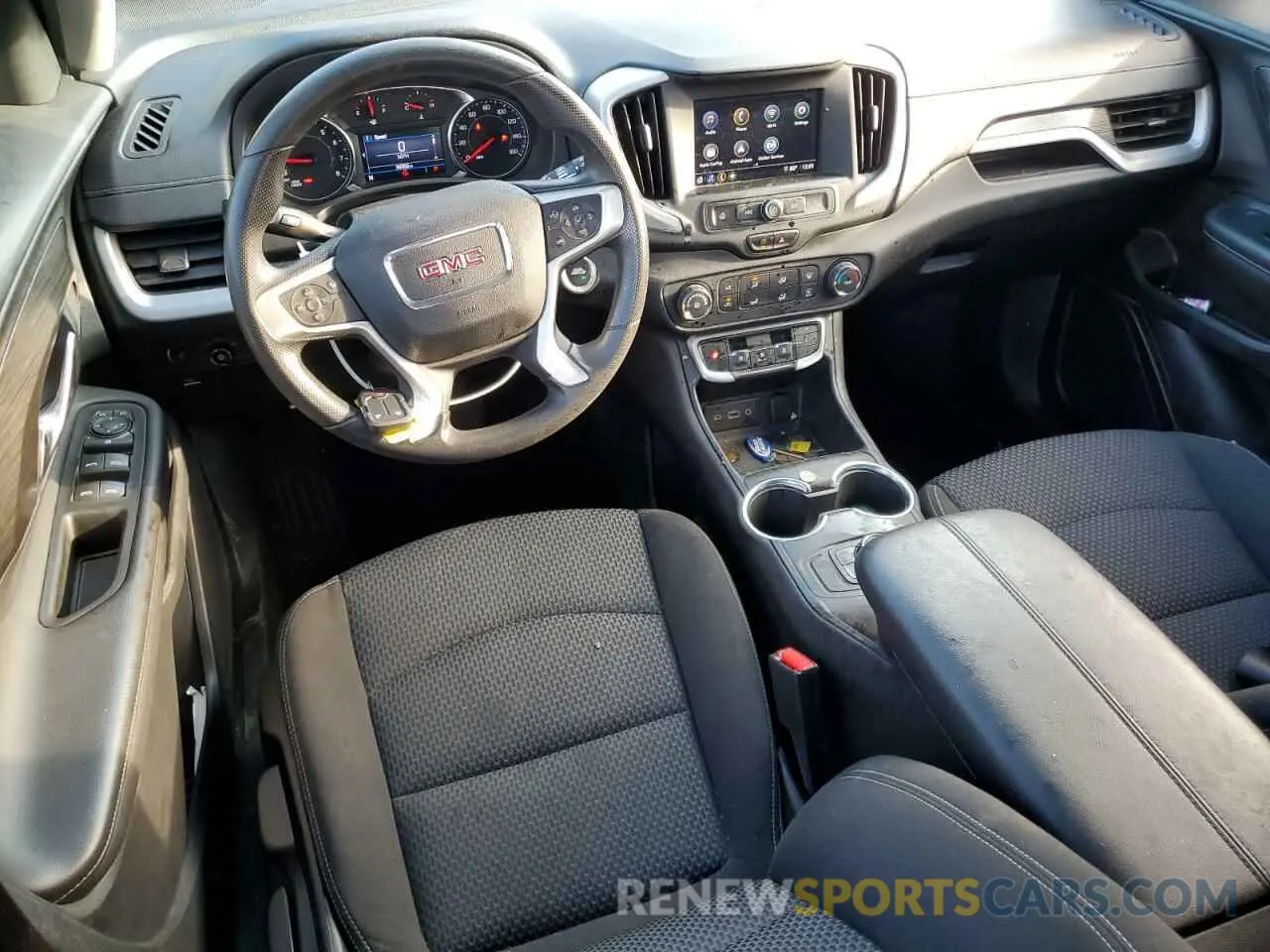 8 Photograph of a damaged car 3GKALMEV7NL207197 GMC TERRAIN 2022