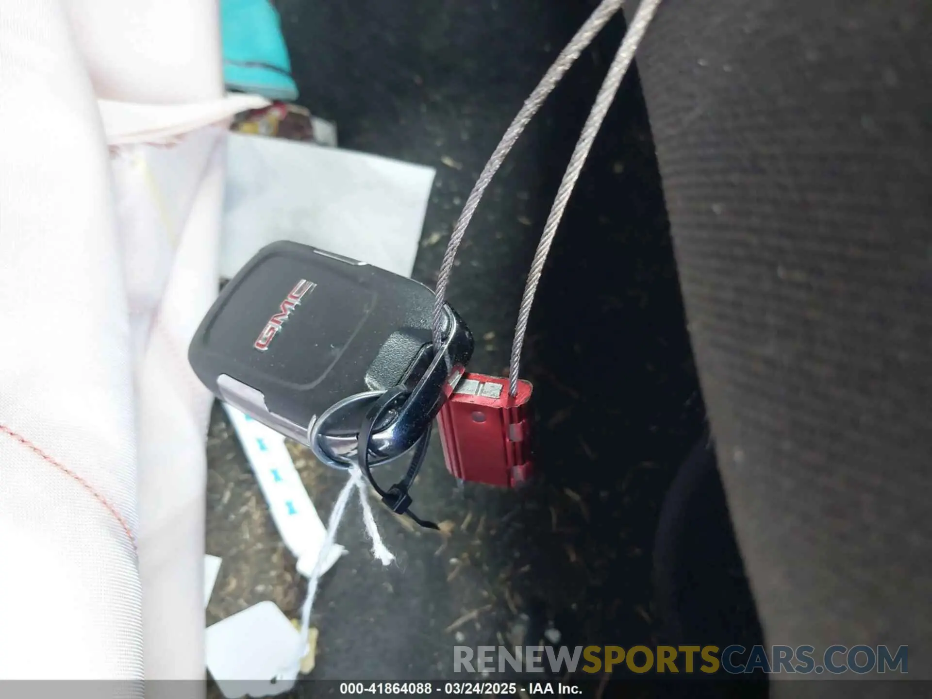 11 Photograph of a damaged car 3GKALMEV8NL109103 GMC TERRAIN 2022