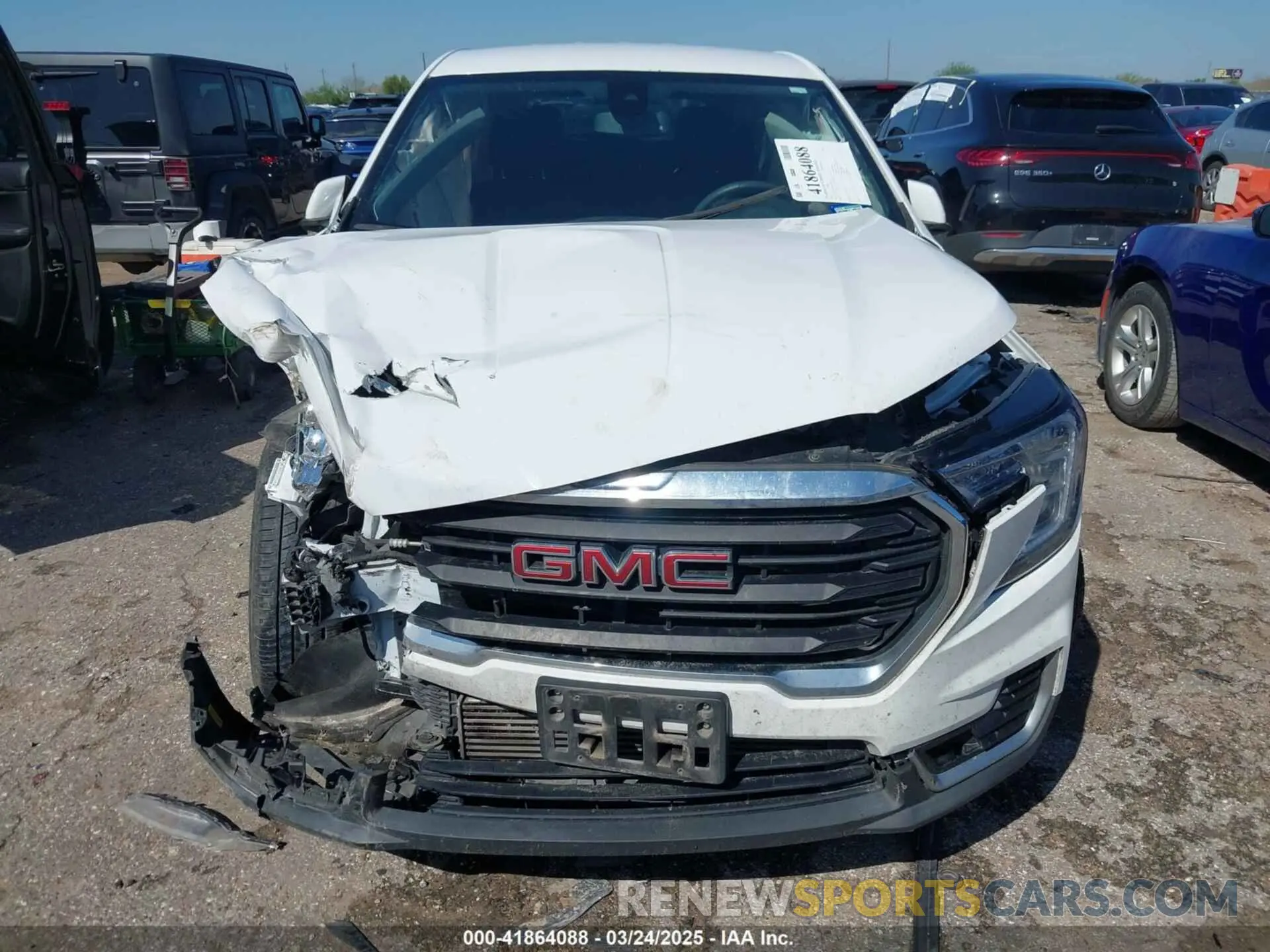 6 Photograph of a damaged car 3GKALMEV8NL109103 GMC TERRAIN 2022