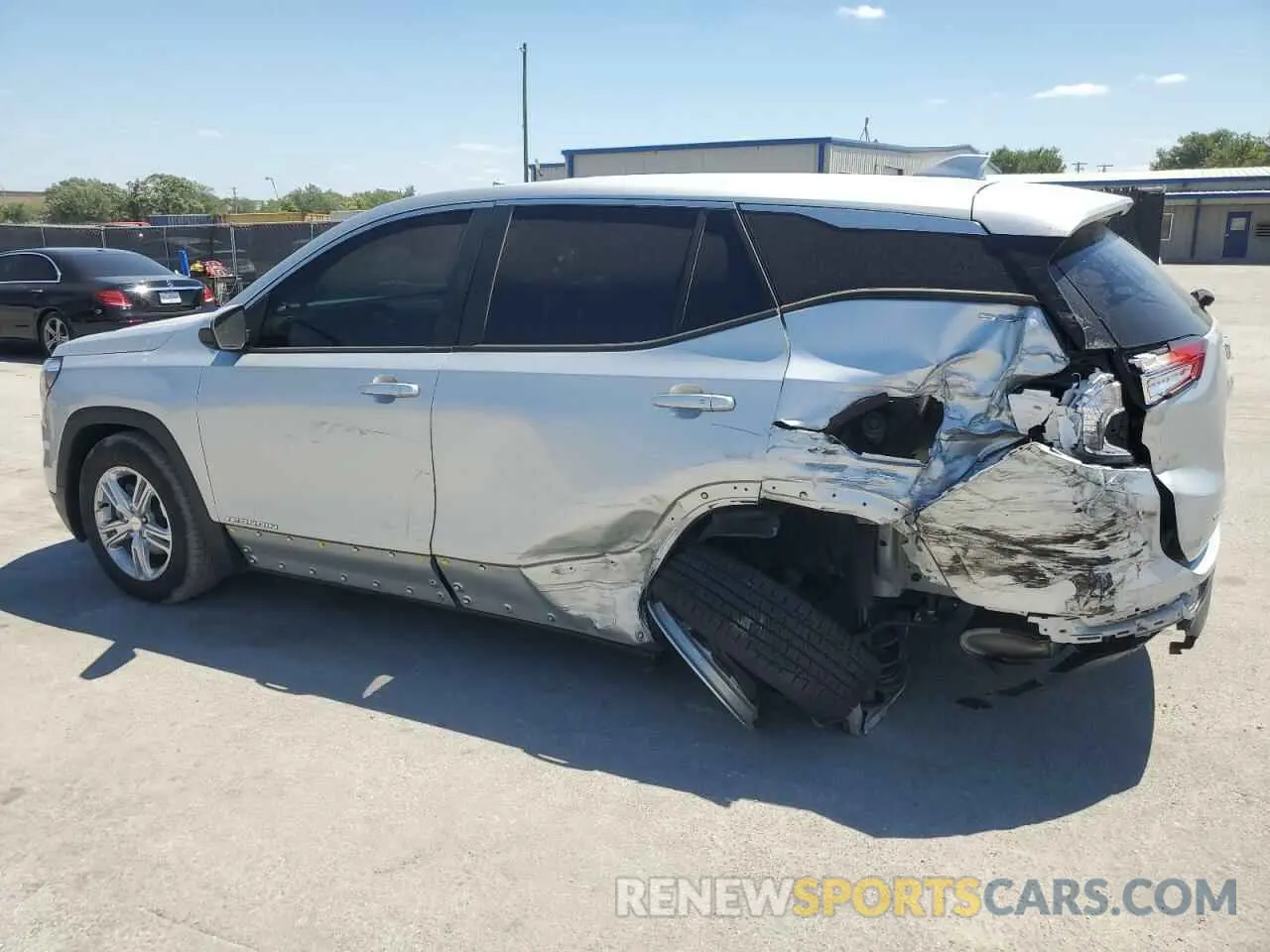 2 Фотография поврежденного автомобиля 3GKALMEV9NL114469 GMC TERRAIN 2022