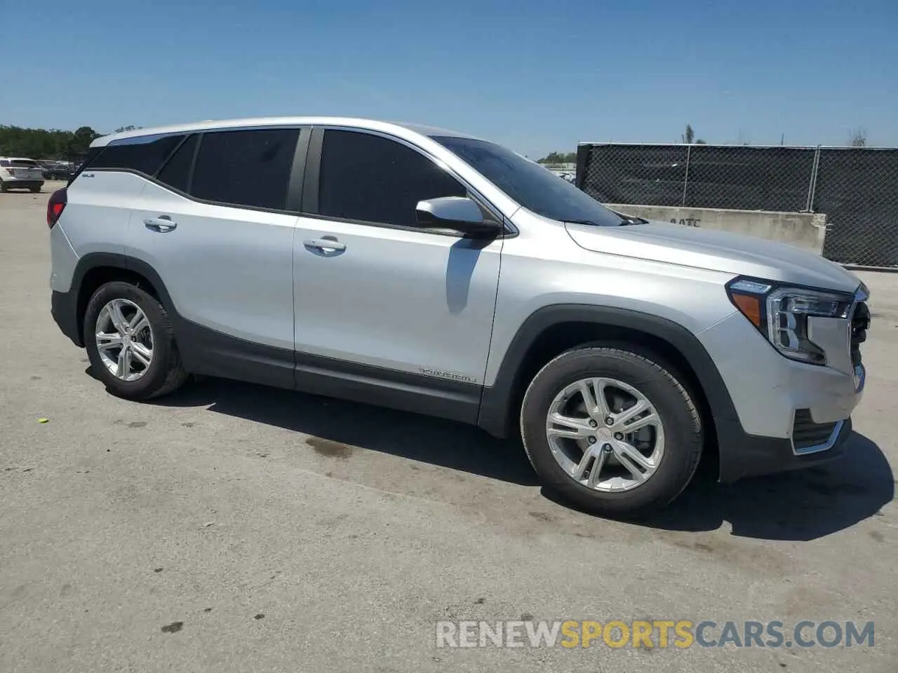 4 Фотография поврежденного автомобиля 3GKALMEV9NL114469 GMC TERRAIN 2022