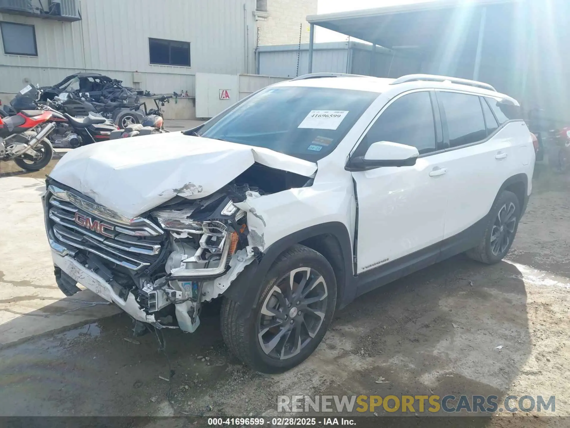 2 Фотография поврежденного автомобиля 3GKALPEV0NL224814 GMC TERRAIN 2022
