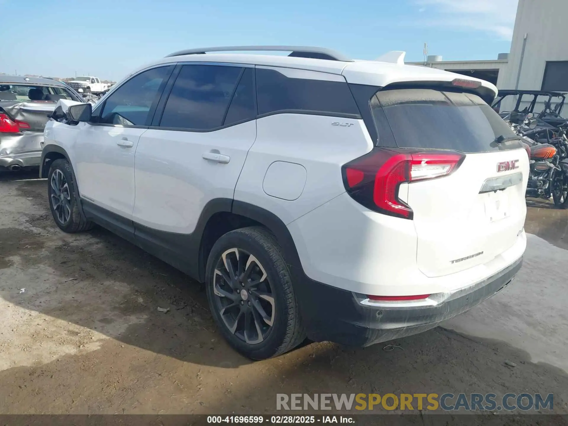 3 Фотография поврежденного автомобиля 3GKALPEV0NL224814 GMC TERRAIN 2022