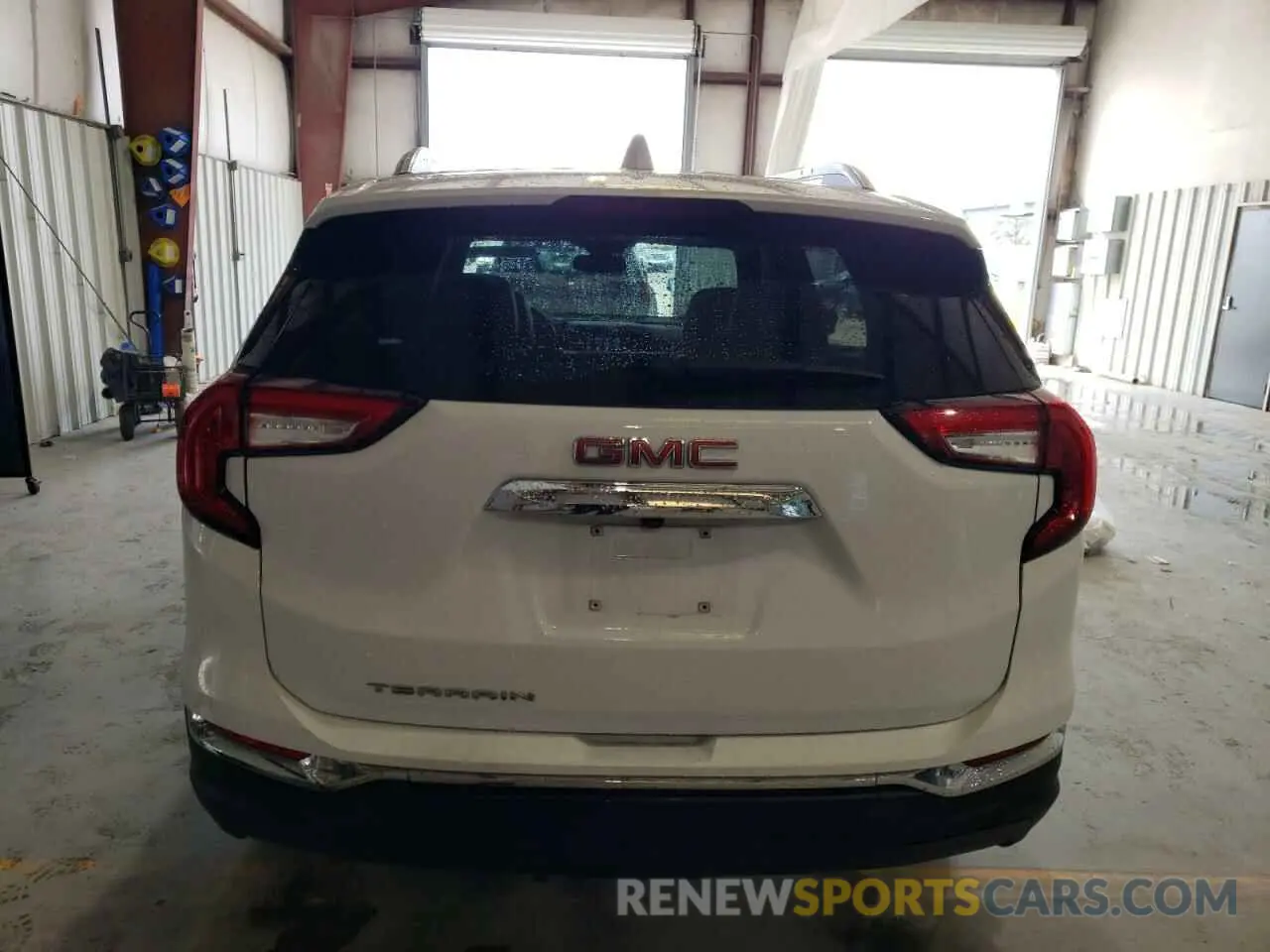 6 Photograph of a damaged car 3GKALPEV4NL102716 GMC TERRAIN 2022