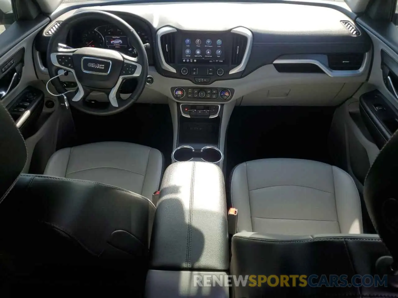 8 Photograph of a damaged car 3GKALPEV4NL175939 GMC TERRAIN 2022