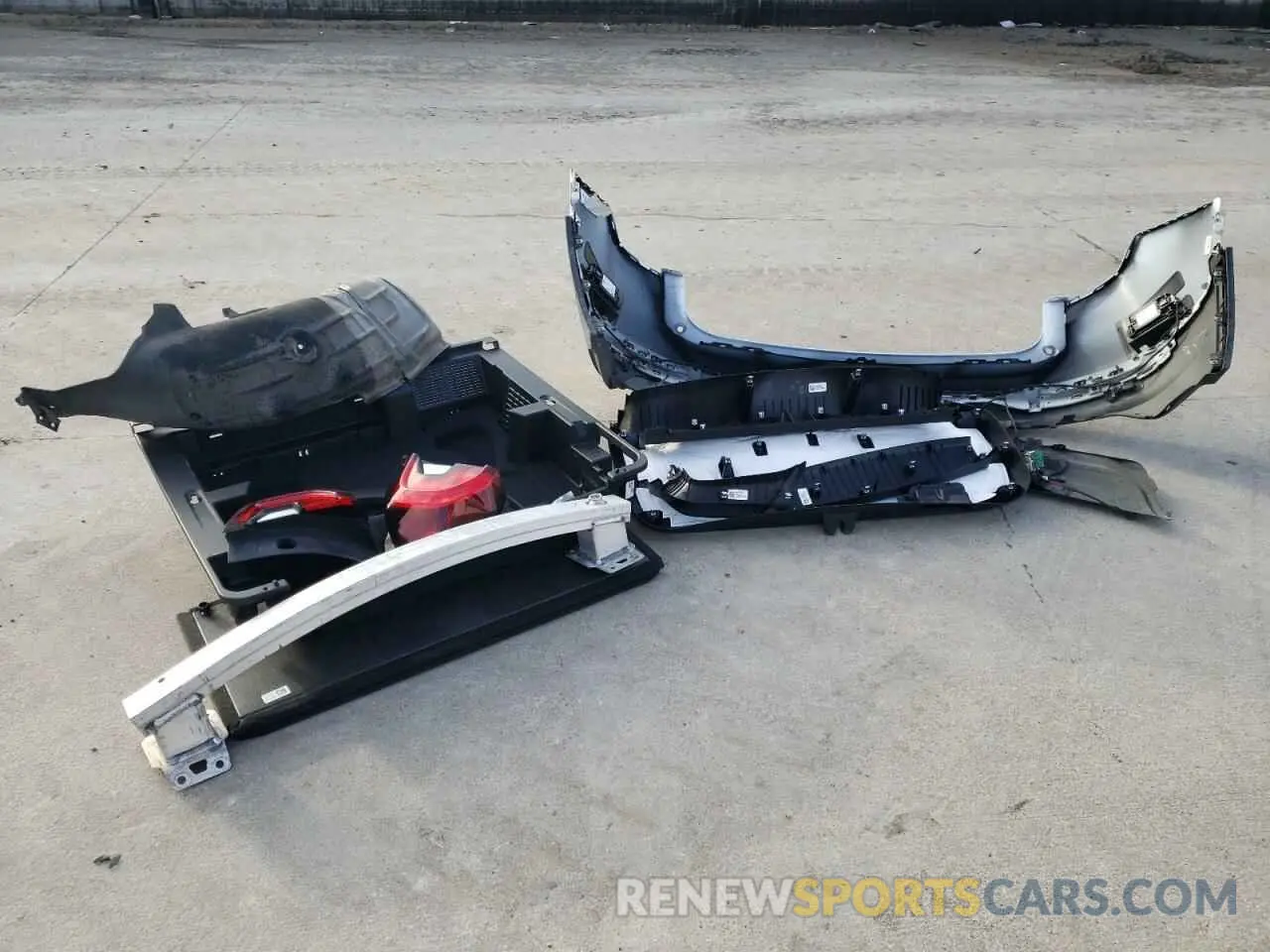 13 Photograph of a damaged car 3GKALPEV5NL230575 GMC TERRAIN 2022