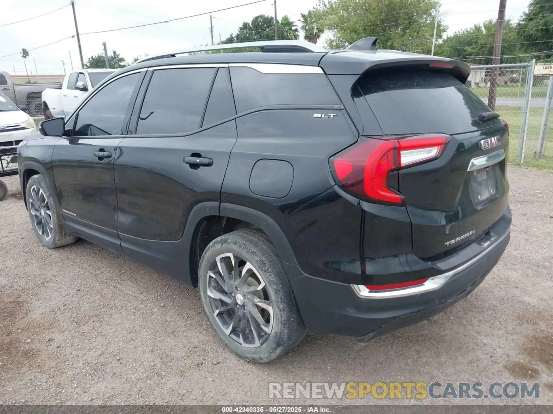 3 Фотография поврежденного автомобиля 3GKALPEV6NL292907 GMC TERRAIN 2022