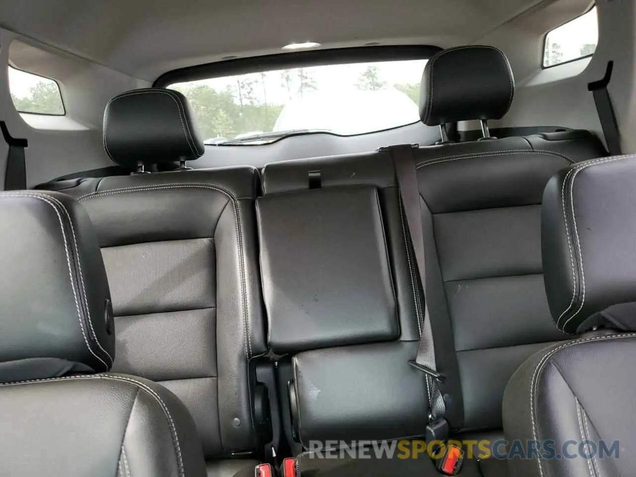 10 Photograph of a damaged car 3GKALPEV8NL189424 GMC TERRAIN 2022
