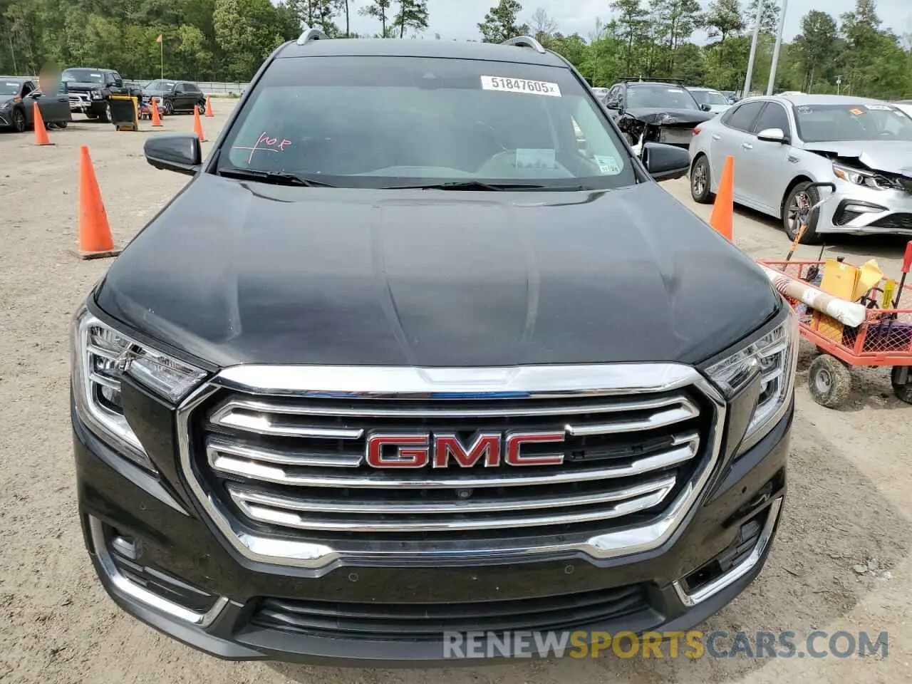 5 Photograph of a damaged car 3GKALPEV8NL189424 GMC TERRAIN 2022