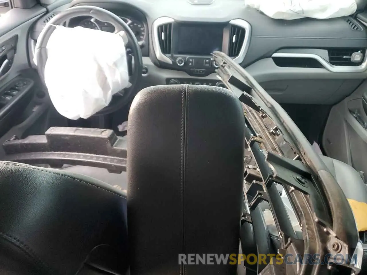 8 Photograph of a damaged car 3GKALPEVXNL150124 GMC TERRAIN 2022