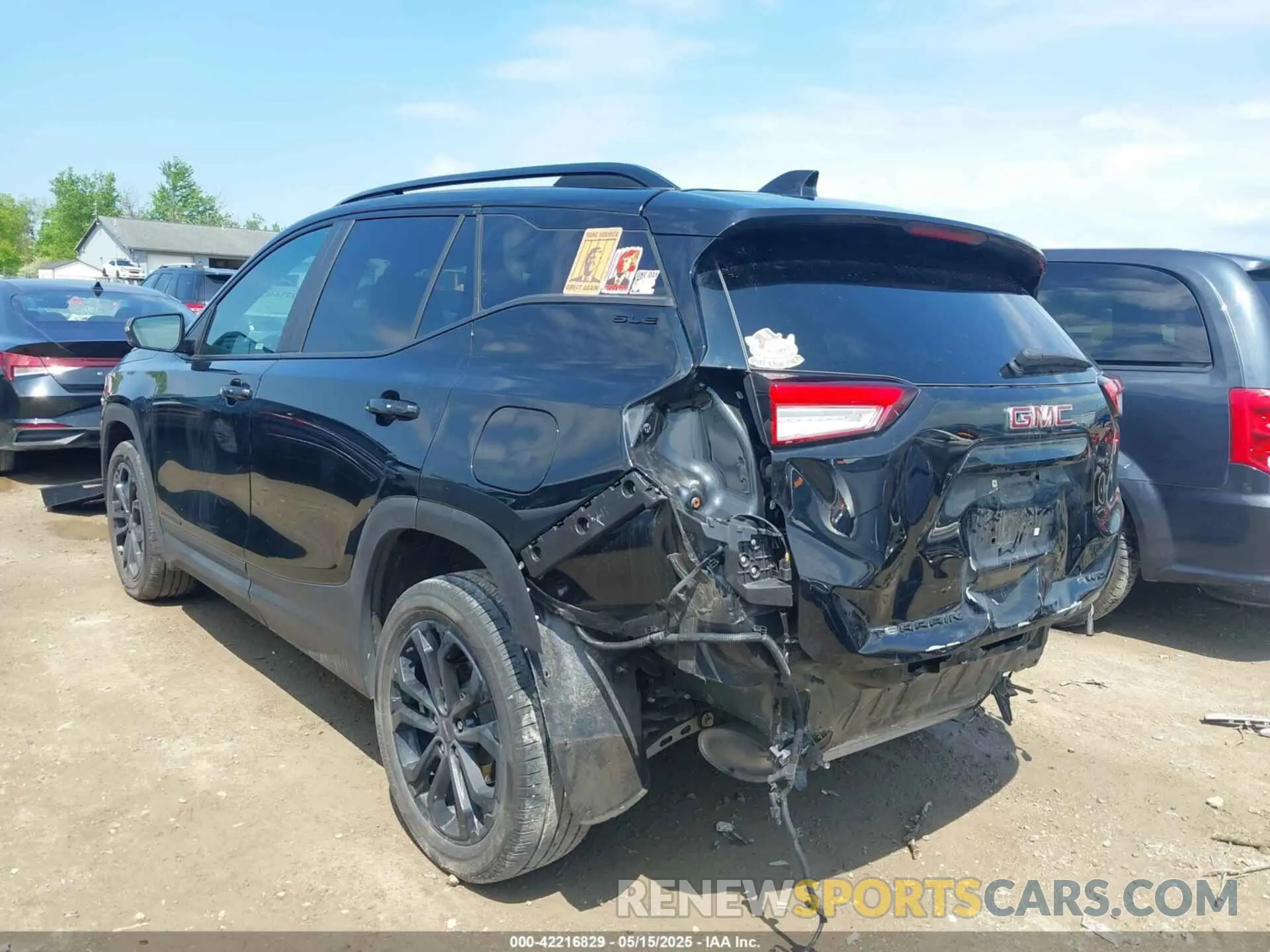 3 Фотография поврежденного автомобиля 3GKALTEV0NL206712 GMC TERRAIN 2022