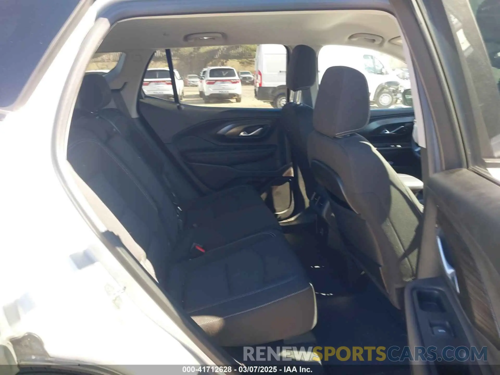 8 Фотография поврежденного автомобиля 3GKALTEV1NL261718 GMC TERRAIN 2022