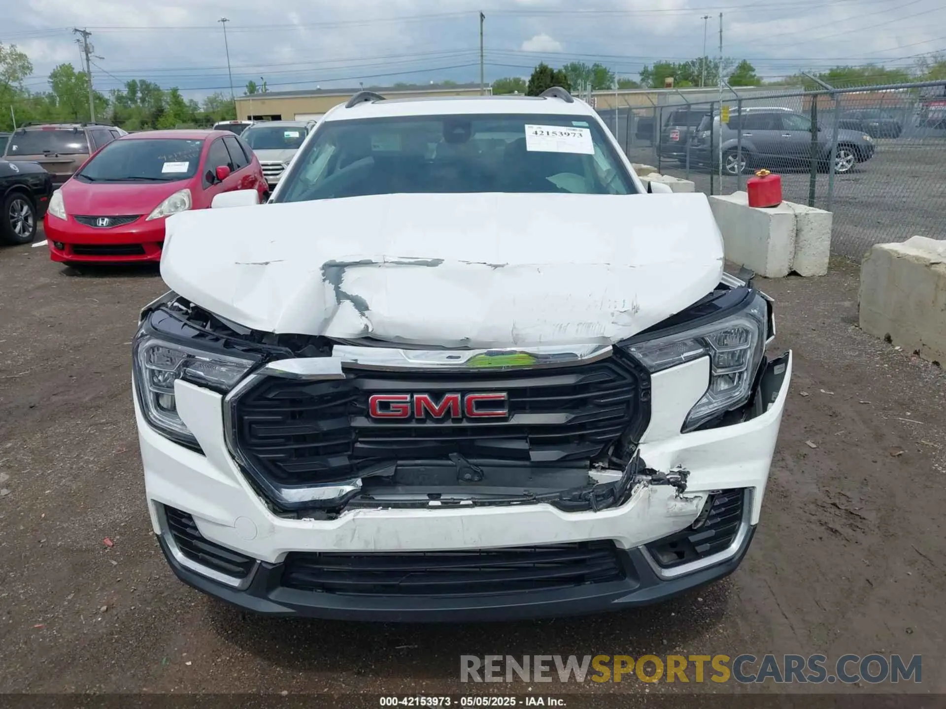 12 Photograph of a damaged car 3GKALTEV1NL289230 GMC TERRAIN 2022