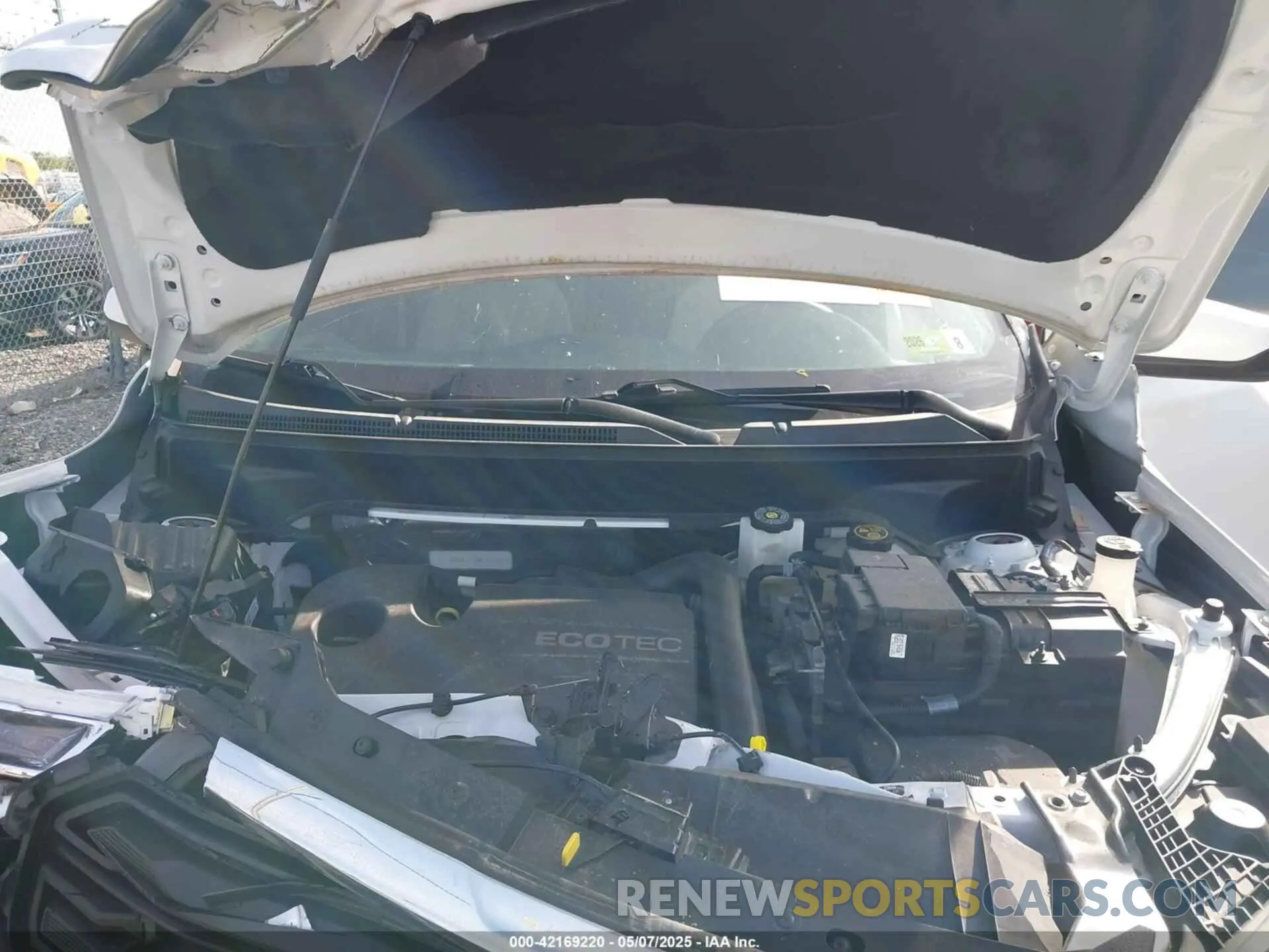10 Photograph of a damaged car 3GKALTEV2NL127462 GMC TERRAIN 2022