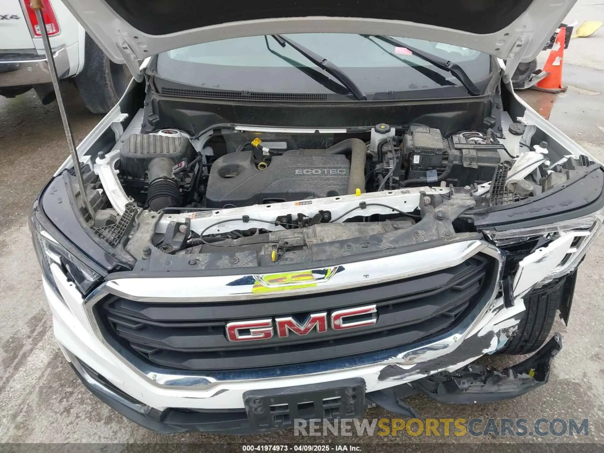 10 Photograph of a damaged car 3GKALTEV2NL139045 GMC TERRAIN 2022