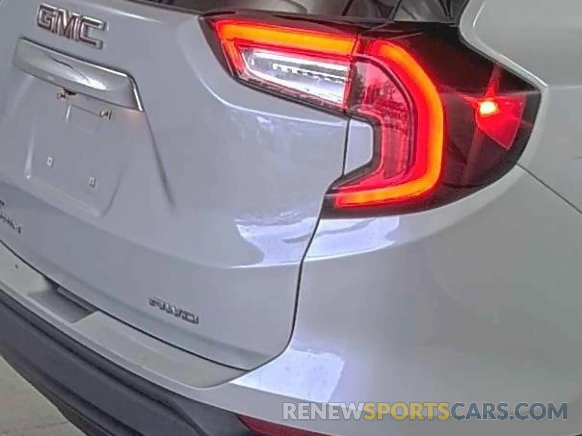6 Photograph of a damaged car 3GKALTEV5NL230570 GMC TERRAIN 2022