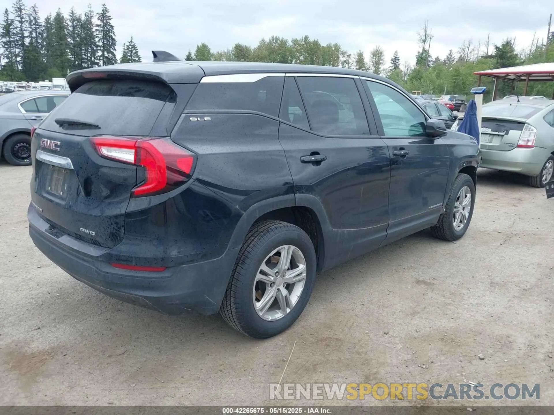 4 Фотография поврежденного автомобиля 3GKALTEV6NL167902 GMC TERRAIN 2022