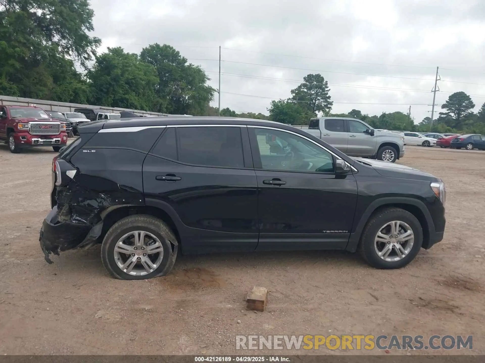 14 Photograph of a damaged car 3GKALTEV8NL167447 GMC TERRAIN 2022