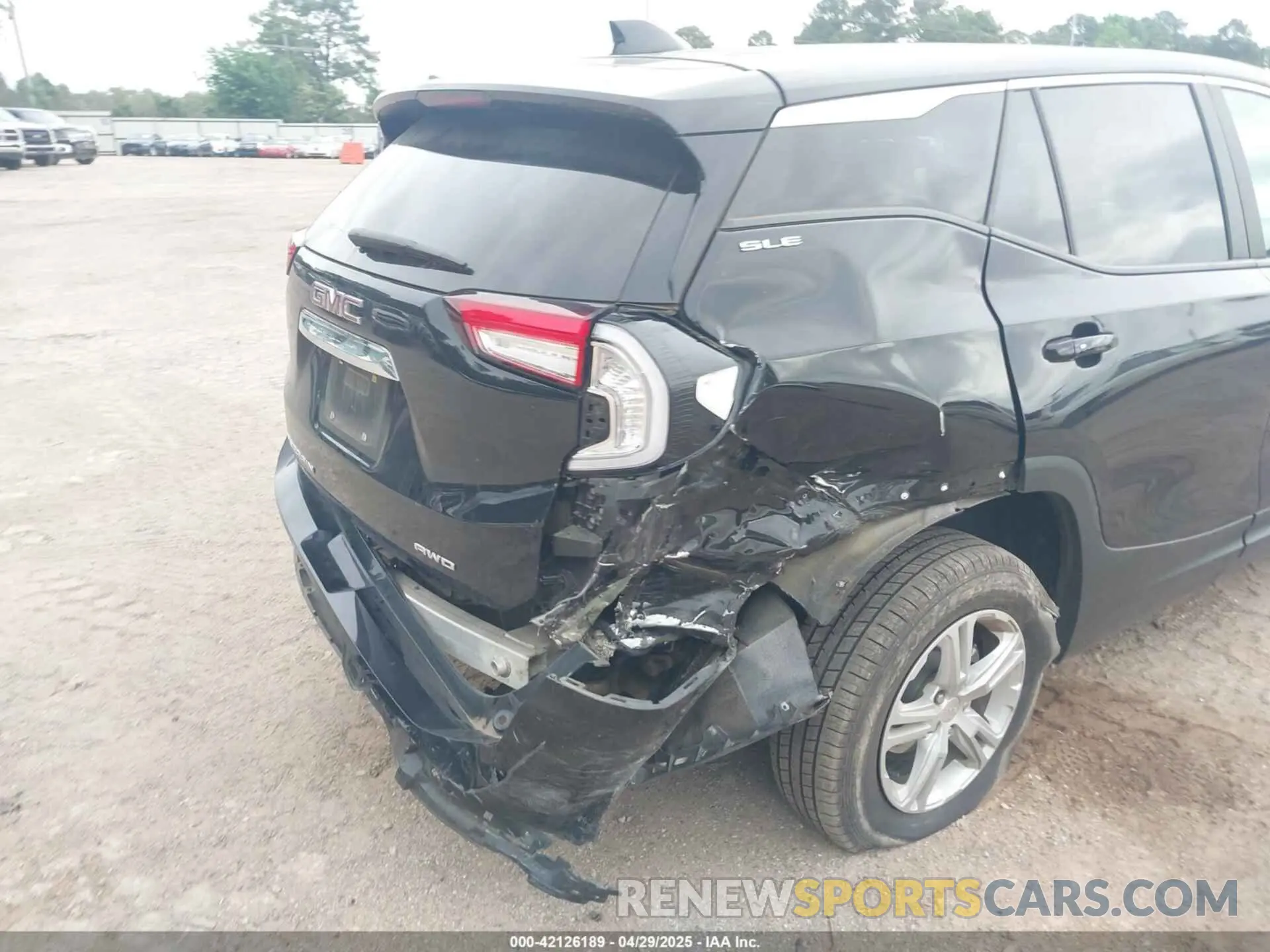 6 Photograph of a damaged car 3GKALTEV8NL167447 GMC TERRAIN 2022