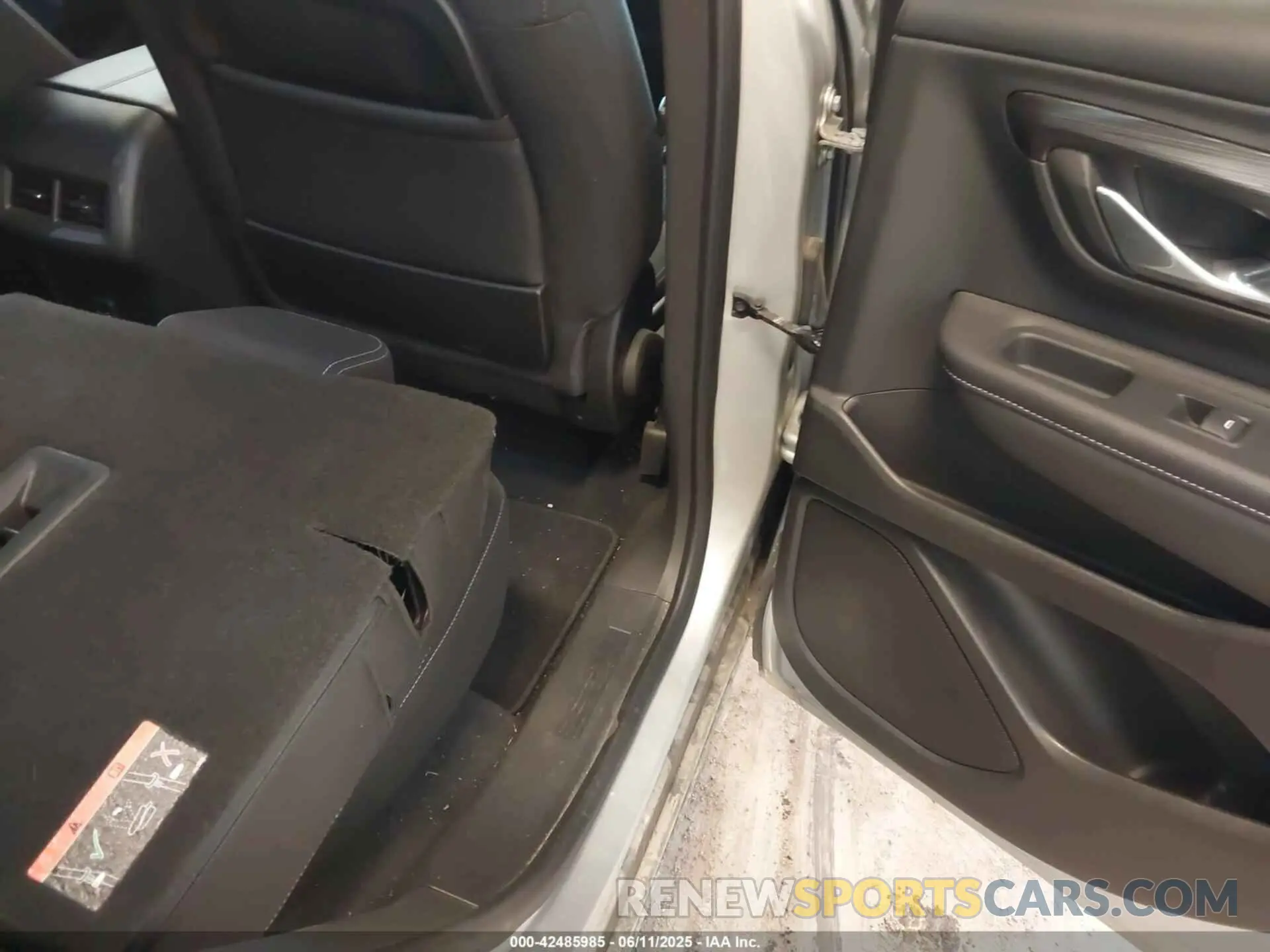 8 Photograph of a damaged car 3GKALTEVXNL146129 GMC TERRAIN 2022