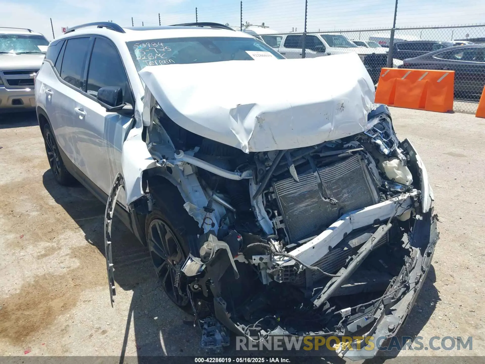 1 Фотография поврежденного автомобиля 3GKALVEV0NL293247 GMC TERRAIN 2022