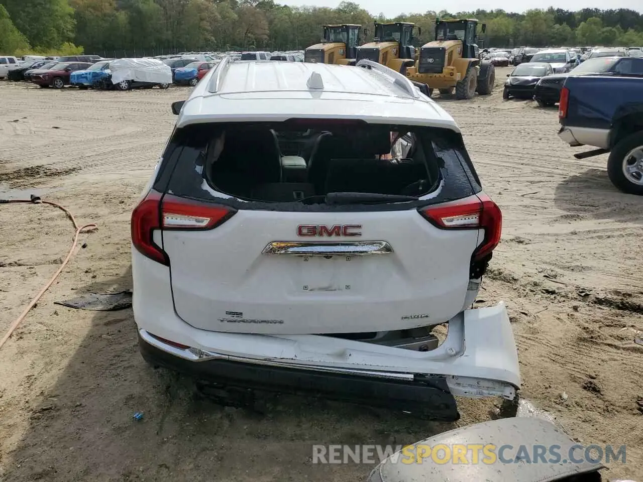 6 Photograph of a damaged car 3GKALVEV2NL101827 GMC TERRAIN 2022