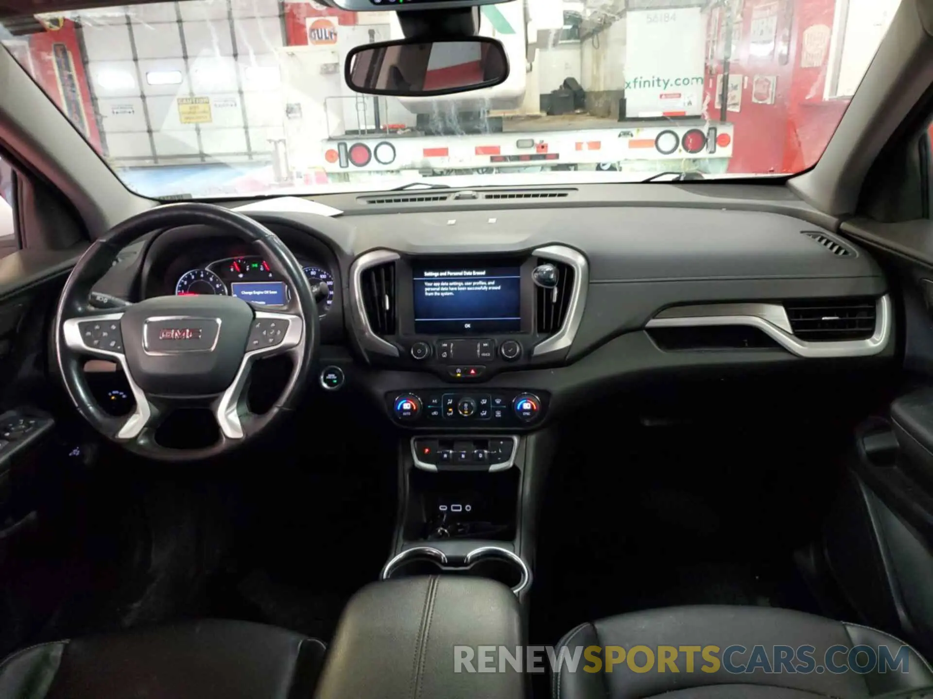 11 Photograph of a damaged car 3GKALVEV2NL232028 GMC TERRAIN 2022