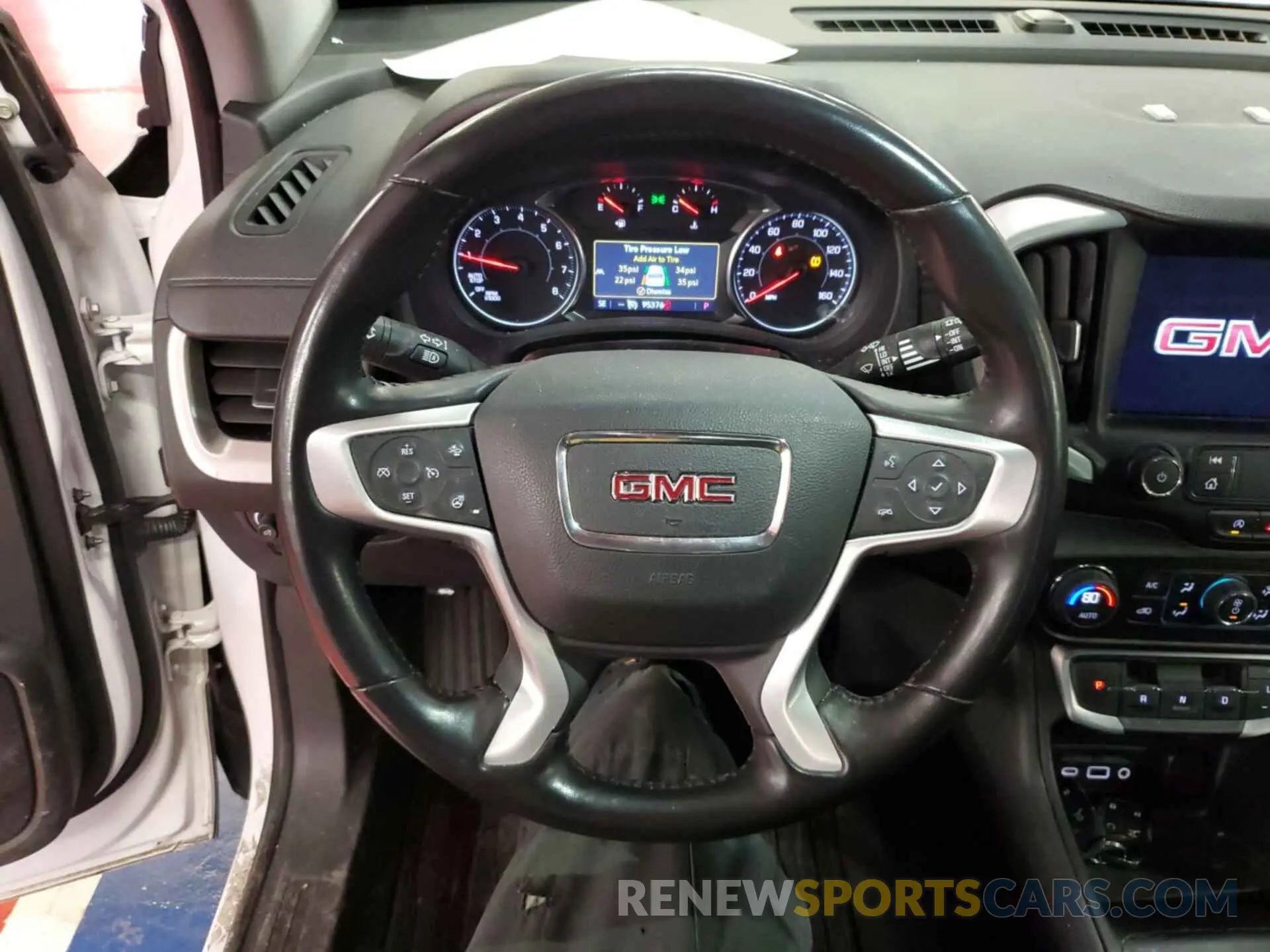 8 Photograph of a damaged car 3GKALVEV2NL232028 GMC TERRAIN 2022